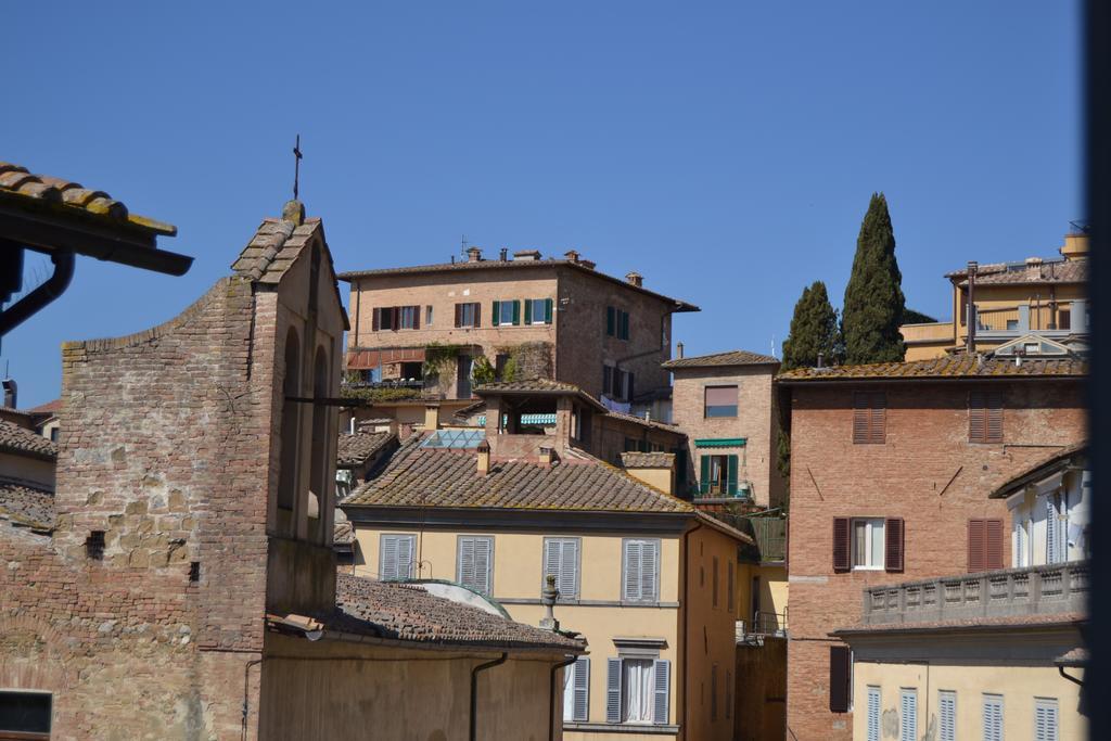 La Casa Di Antonella Hotell Siena Eksteriør bilde