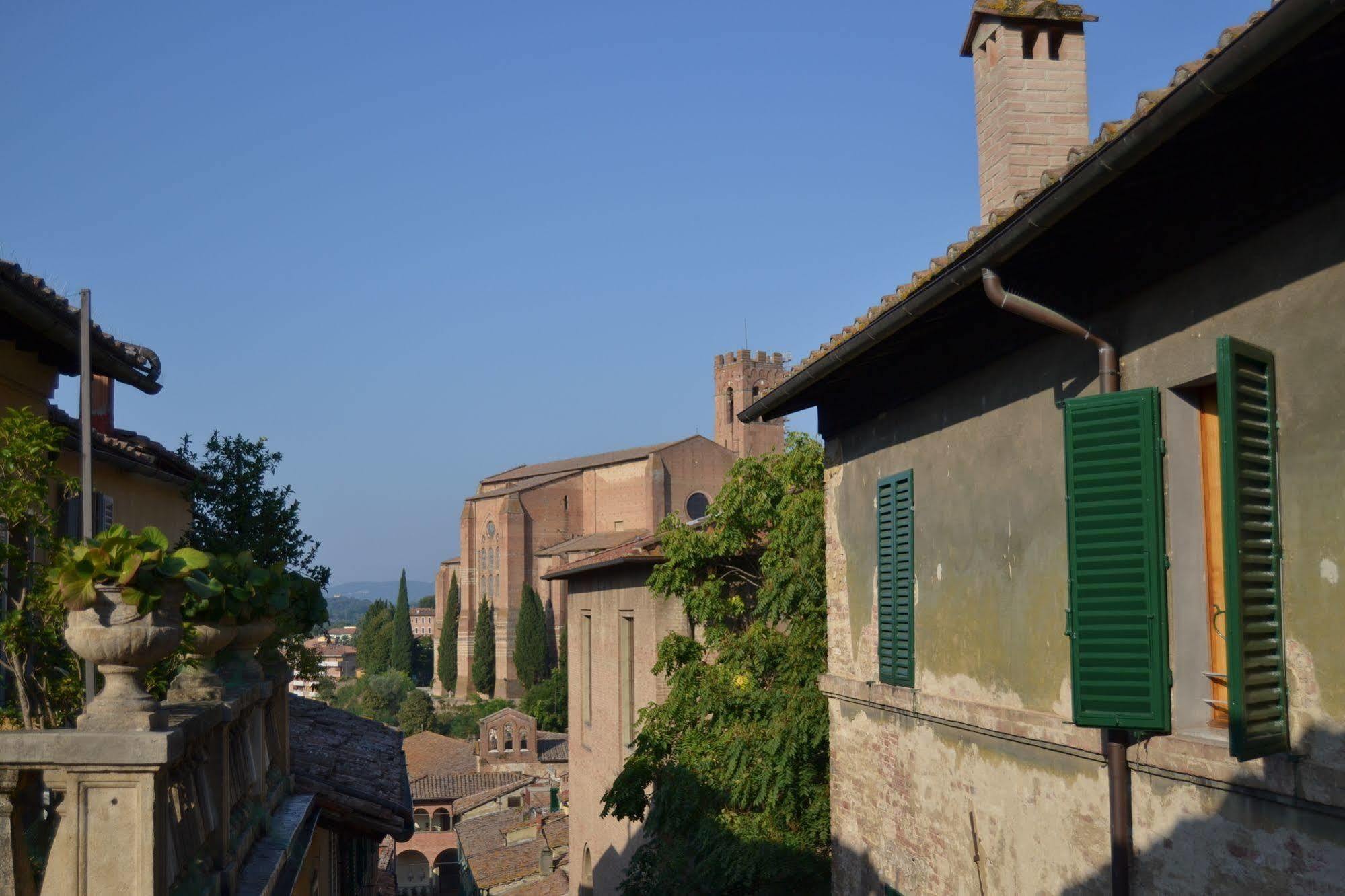 La Casa Di Antonella Hotell Siena Eksteriør bilde