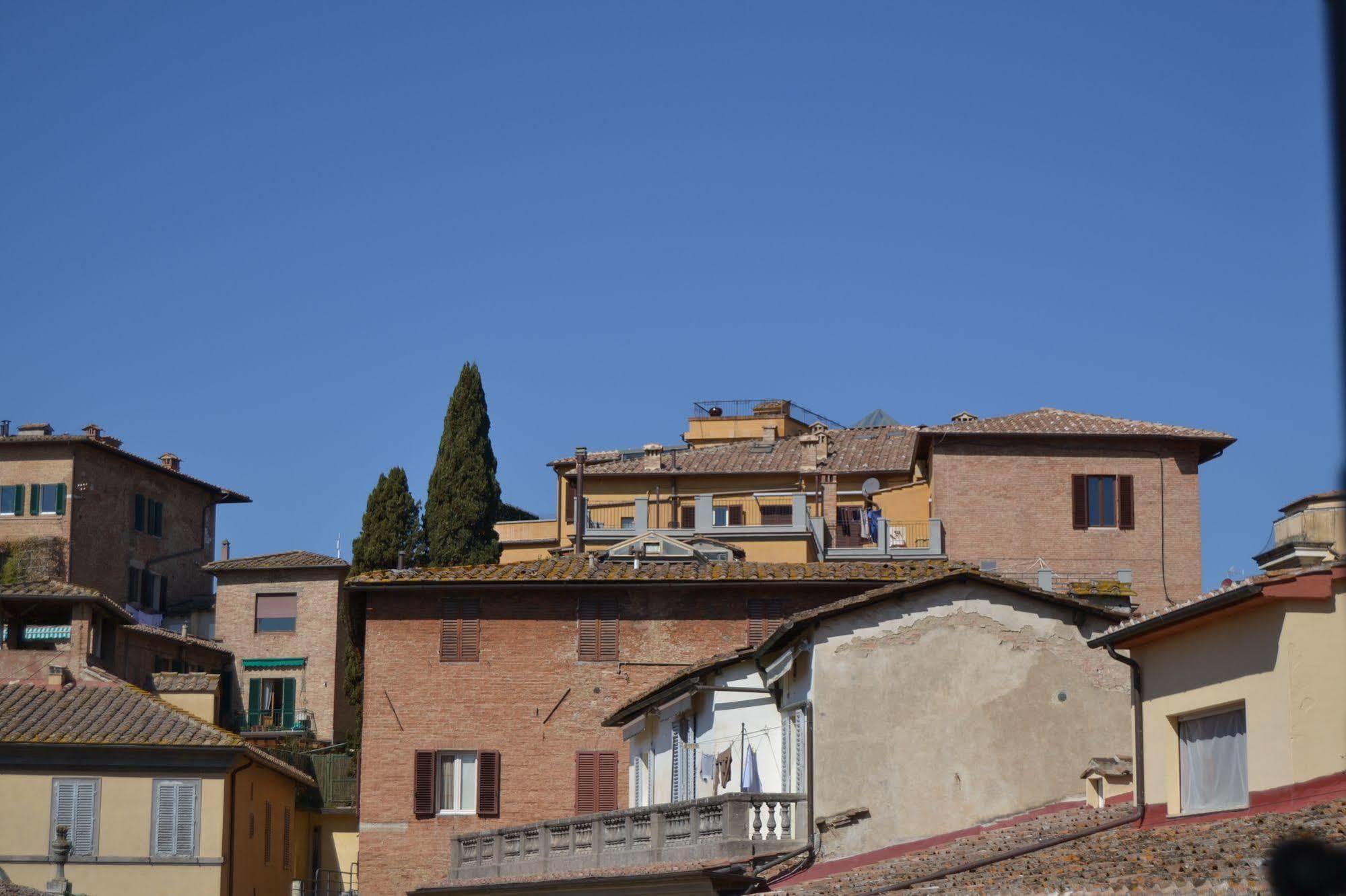 La Casa Di Antonella Hotell Siena Eksteriør bilde