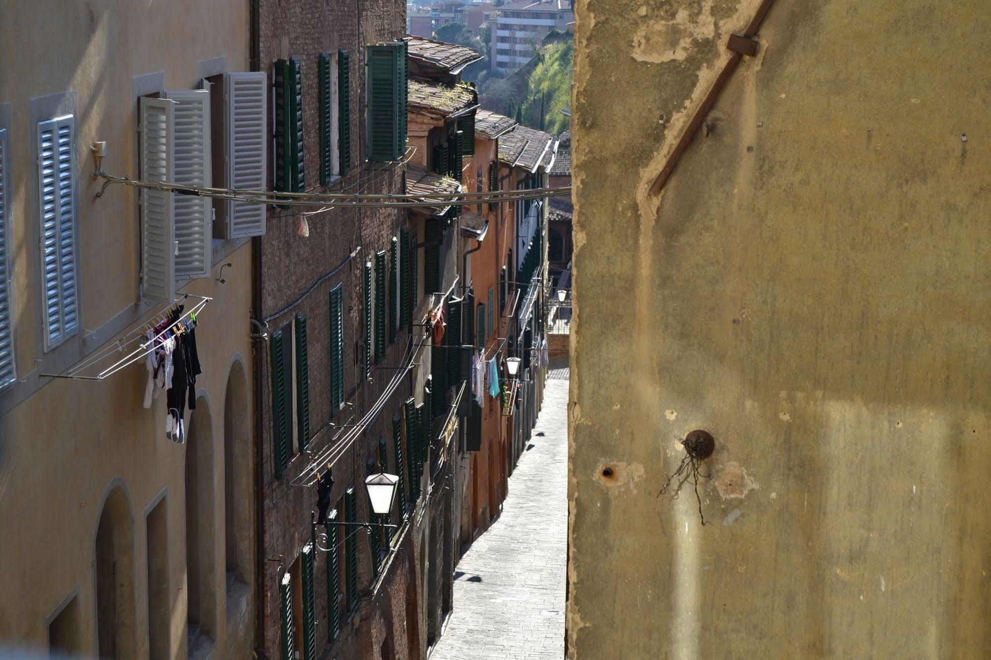 La Casa Di Antonella Hotell Siena Eksteriør bilde